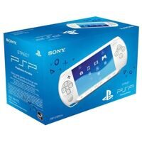 Sony PSP E1000 + карта памяти 32GB + 170 игр + комплект аксессуаров